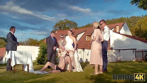 Hawt babe with her boyfriend