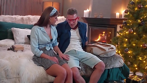 Sexy young blonde's ass gets face hole