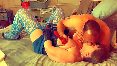 Married guy with my husbanda