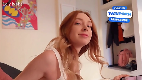 Sexy girlfriend loves fucking hard in the park